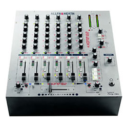 その他 XONE:62 Allen&Heath詳細へ